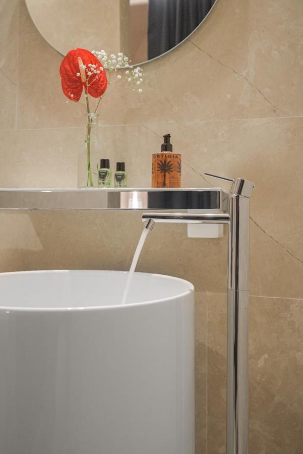 Sikelia Suites Ното Экстерьер фото